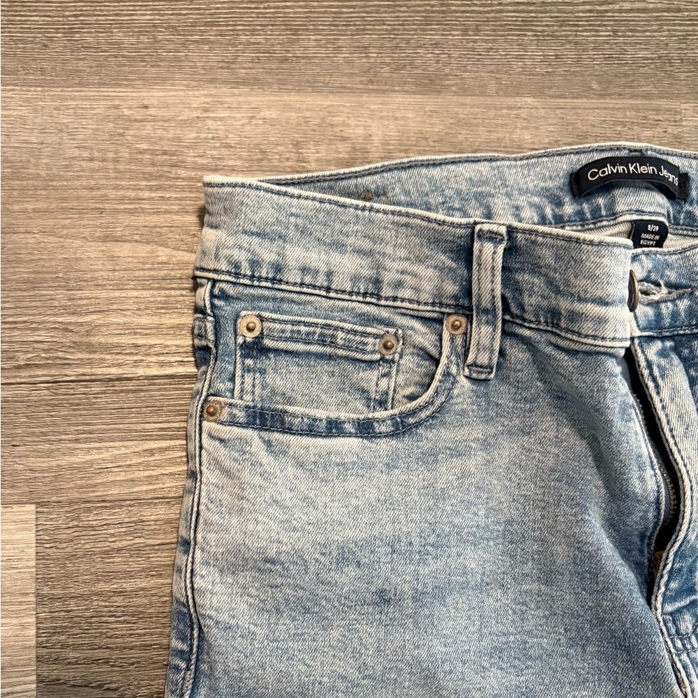 Calvin Klein Jeans Light Blue Denim. Women’s Size 8 - Picture 5 of 8